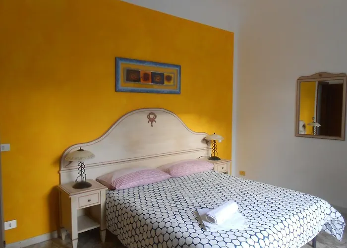 스칼라 아파트먼트 *